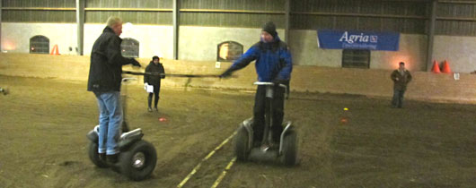 Segway konferensaktivitet i ridhus