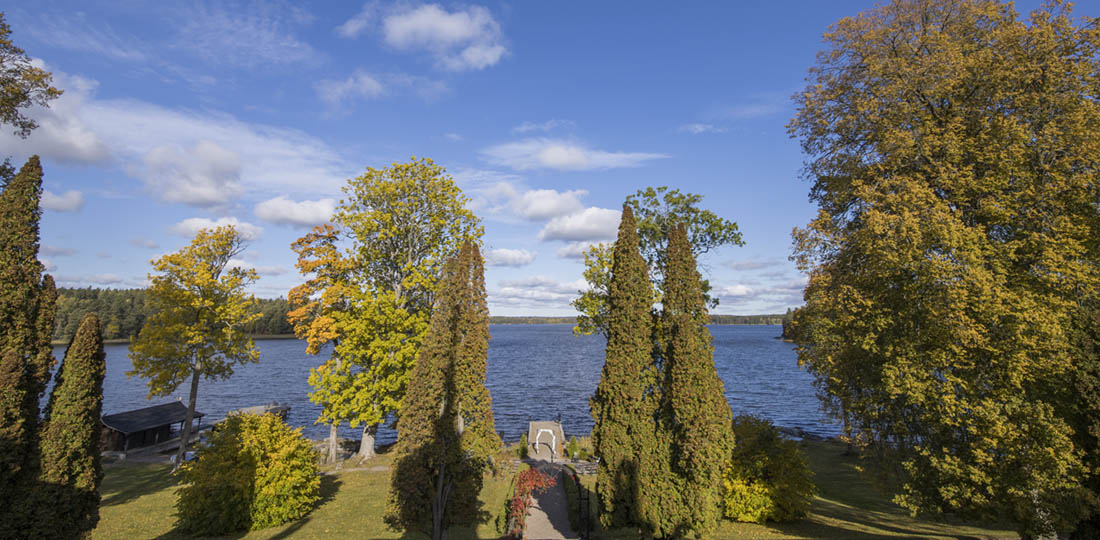 Sjöutsikt över Båven från Rockelstad Slott